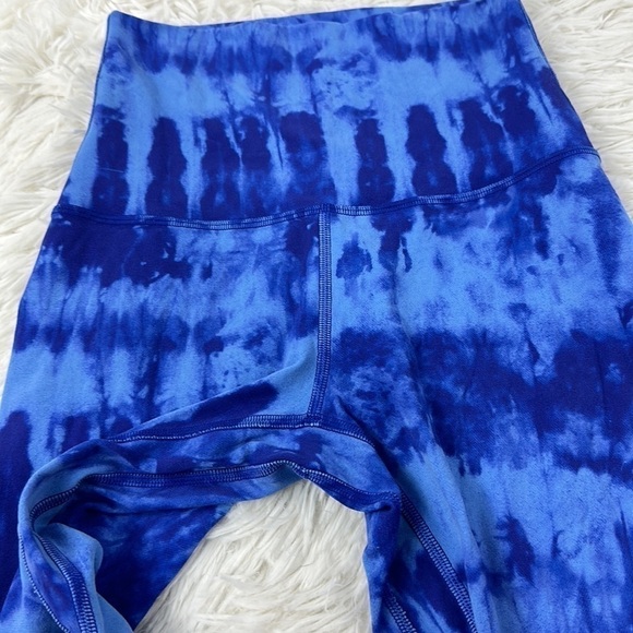 Lululemon Align Super High Rise Short 10" *Game Day Game Day Blue Multi - Picture 2 of 5